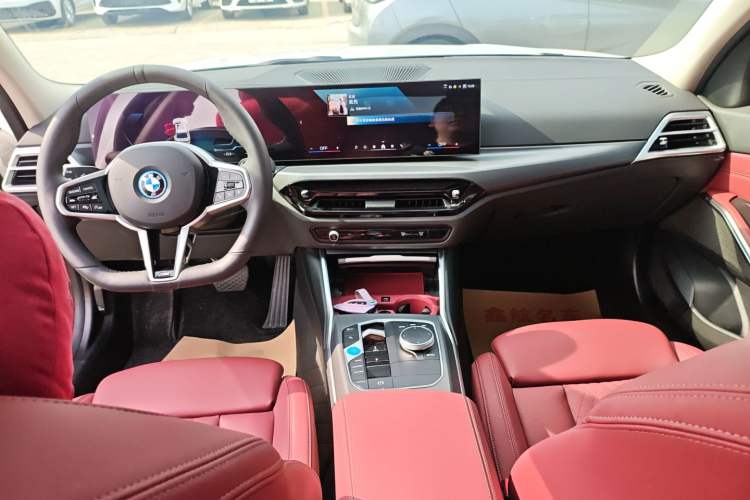 Used BMW i3 2025 eDrive 35 L