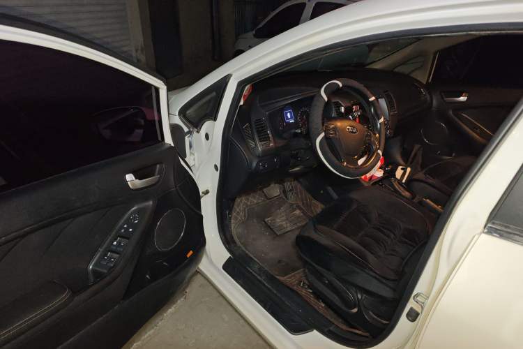 Used Kia K3 2016 1.6L Automatic GLS
