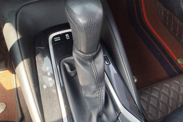 Used Toyota Corolla 2022 Dual-Motor 1.8L E-CVT Pioneer Edition
