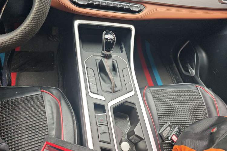 Used Geely Auto Vision X6 2020 1.4T CVT Luxury Edition Gear Lever