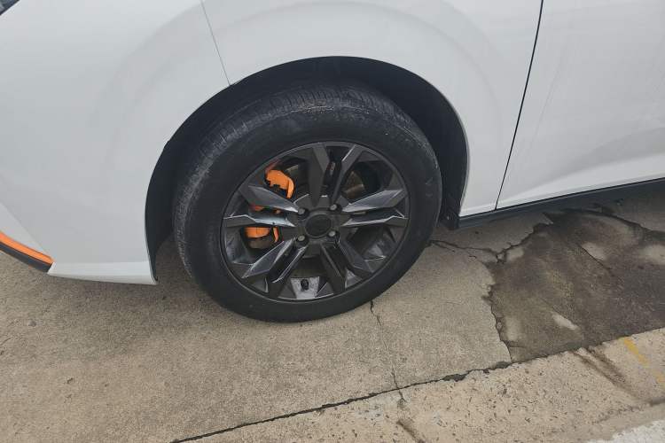 Used Dongfeng Aeolus Yixuan 2023 Mach Edition 1.5L Automatic Chasing Wind Version Exterior 4