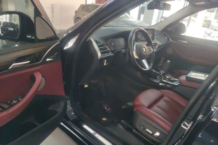 Used BMW X3 2022 Second Facelift xDrive30i Leading Edition M Night Sky Package