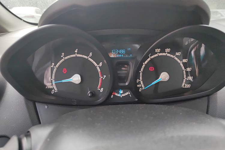 Used Ford Fiesta 2013 Sedan 1.5L Manual Fashion Edition
