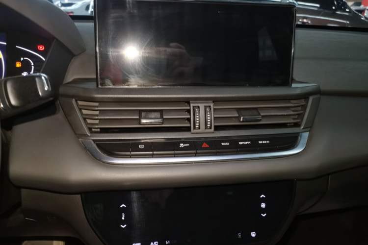 Used Dongfeng Aeolus Yixuan 2020 230T Automatic Advanced Edition
