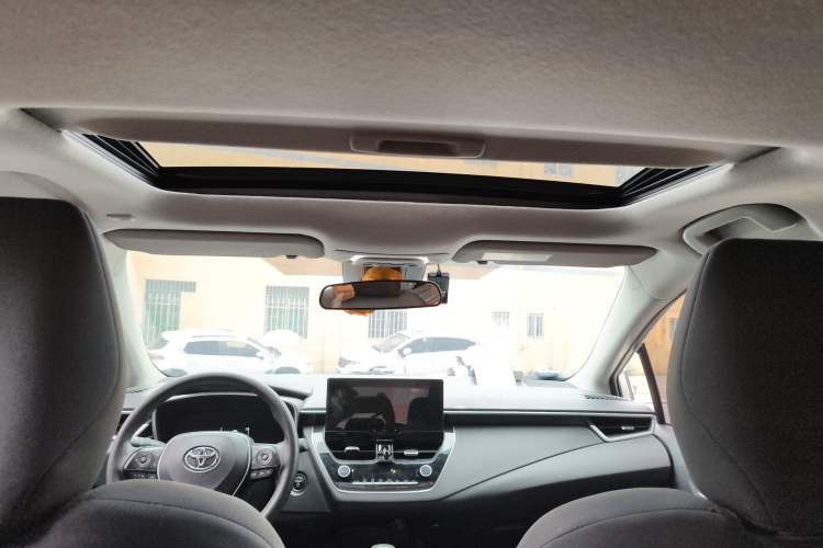 Used Toyota Levin 2024 Smart Electric Hybrid Dual-Engine 1.8L Luxury Edition Headliner