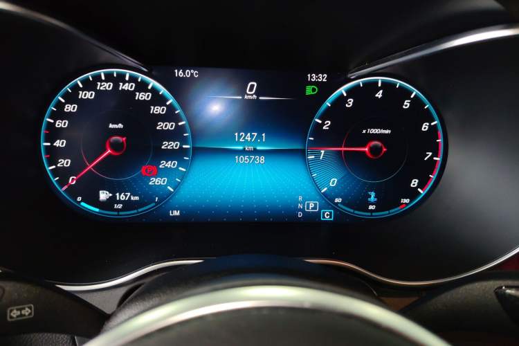 Used Mercedes-Benz GLC 2022 Facelift GLC 260 L 4MATIC Luxury Edition
