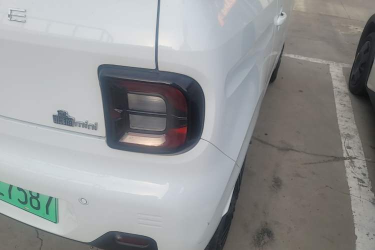 Used Geely Galaxy Panda 2024 Panda Mini 200km Endurance Bear
