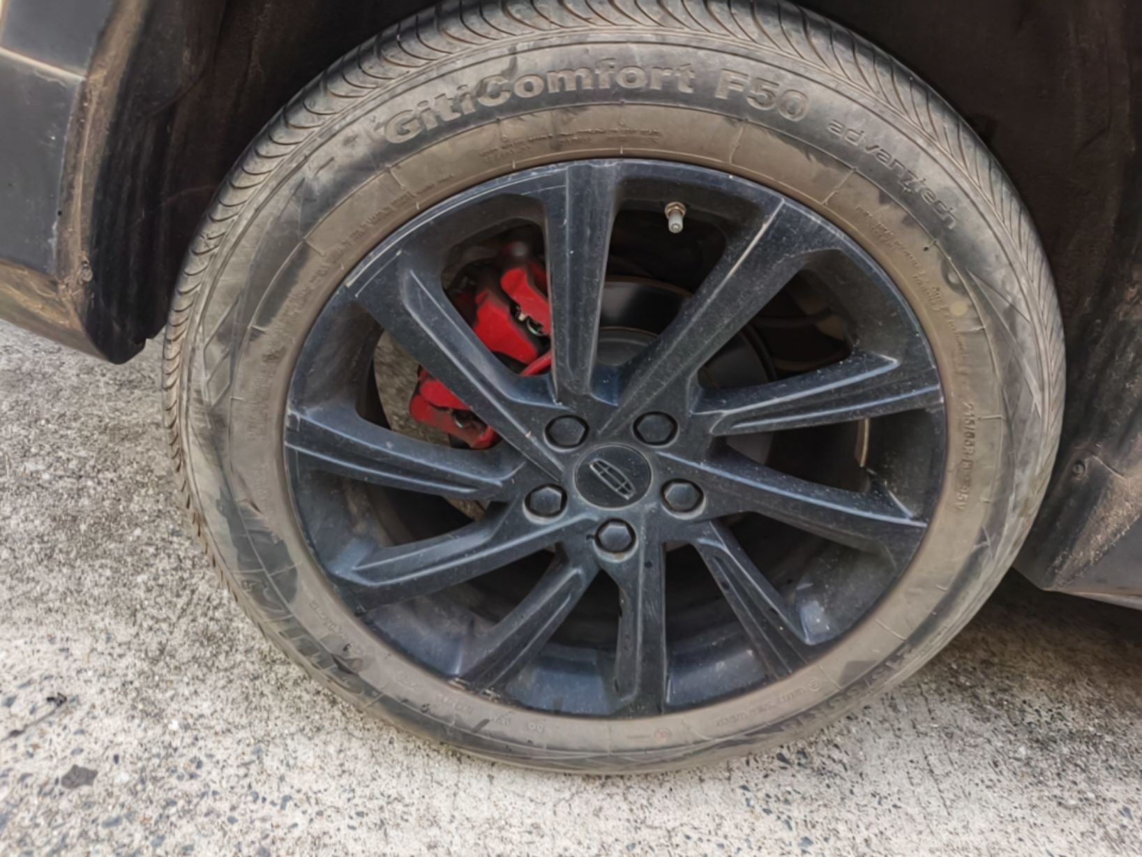 Geely Auto Coolray 2023 1.5T DCT Diamond Edition — снимка 11