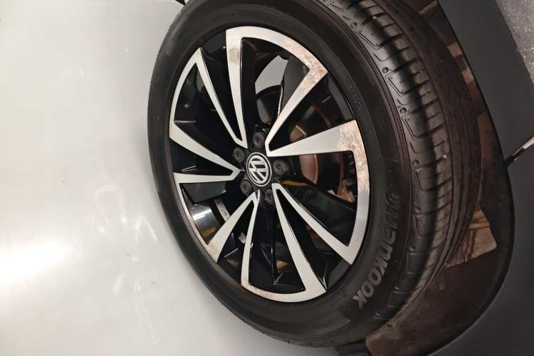 Used Volkswagen Tharu 2019 280TSI Two-Wheel Drive Luxury Version China VI Standard
