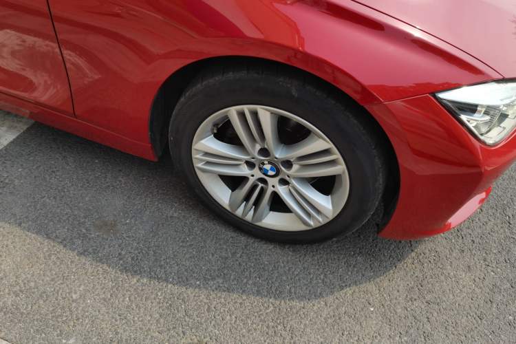 Used BMW 3 Series 2016 320Li Ambition Model Right Front Wheel Hub