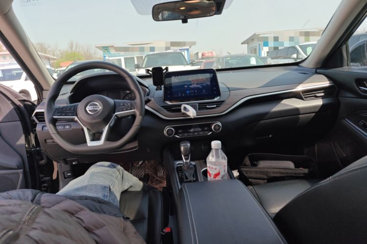 Used Nissan Teana 2021 2.0L XL Comfort Edition Center Console
