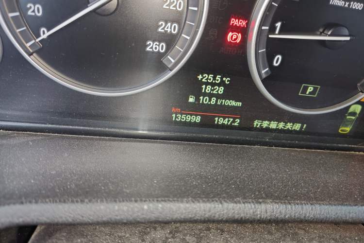 Used BMW X3 2013 Facelifted xDrive20i Luxury Edition Odometer Close Up