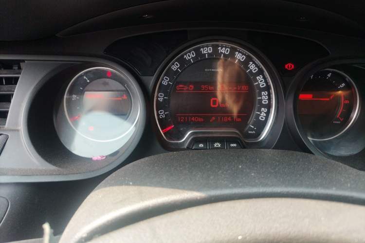 Used Citroen C5 2013 2.0L Manual Comfort Version