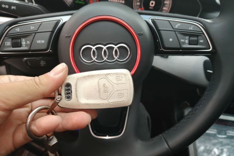 Used Audi A4L 2024 40 TFSI Fashion Dynamic Model