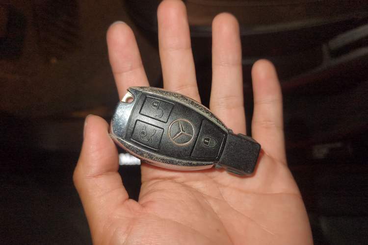 Used Mercedes-Benz GLE 2019 GLE 320 4MATIC Dynamic Edition Prestige Model Vehicle Key