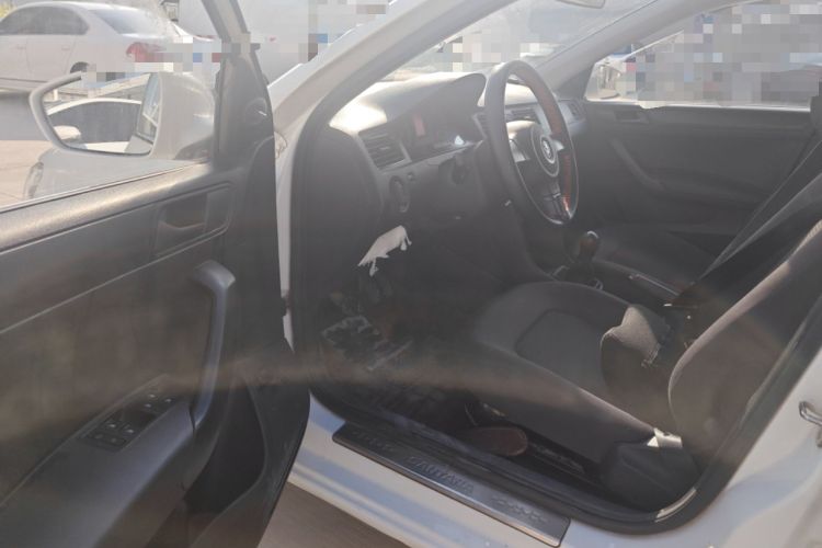 Used Volkswagen Santana 2015 1.4L Manual Fashion Edition Driver Seat