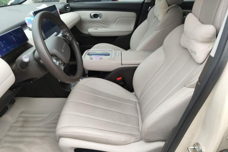 Used AION UT 2025 420 Intelligent Luxury Edition Left Front Seat