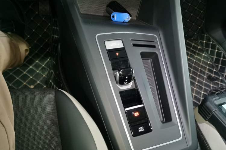 Used Volkswagen Golf 2023 200TSI DSG Pro
