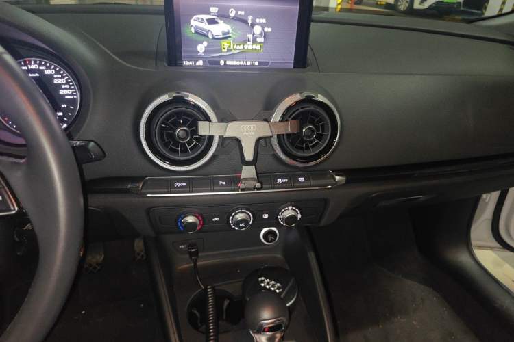 Used Audi A3 2020 Sportback 35 TFSI Fashion Edition China VI Emission Standard