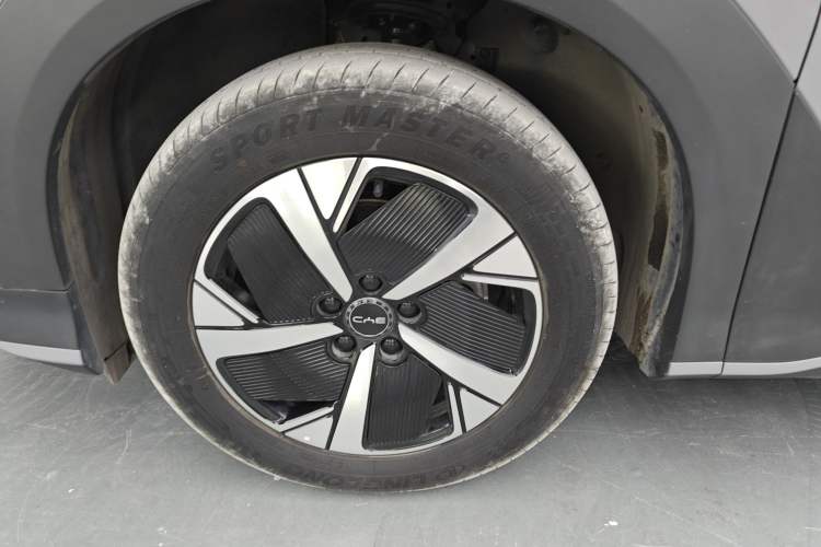 Used BYD Sealion 05 EV 2025 520 km Smart Cruise Version Left Front Wheel Hub