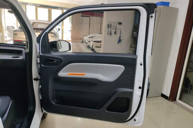 Used Wuling Hongguang MINIEV 2022 Easy Version Lithium Iron Phosphate