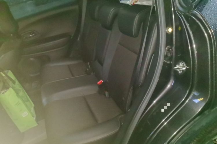 Used Honda Vezel 2022 1.5L CVT Phantom Night Pioneer Edition
