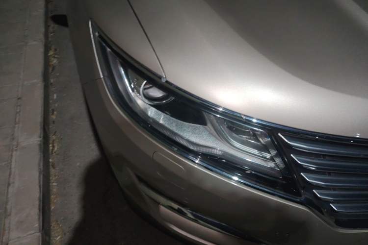 Used Lincoln MKC 2014 2.0T Two-Wheel-Drive Luxury Edition
