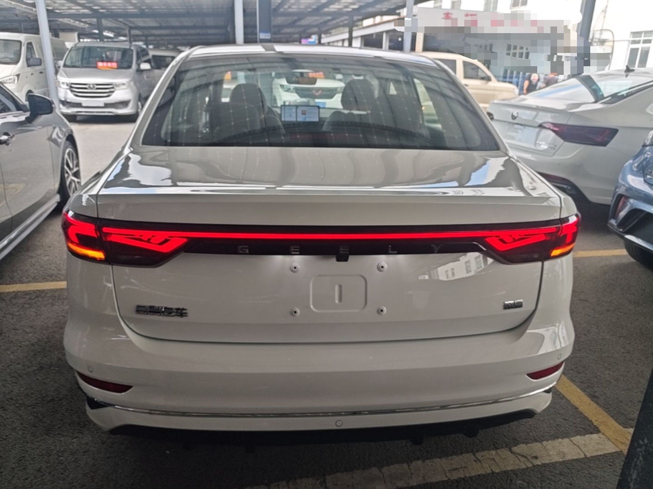 Geely Auto Emgrand 2025 4th Generation 1.5L CVT Flagship Version — снимка 5