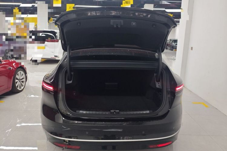 Used Nio ET9 2025 100kWh Signature Edition
