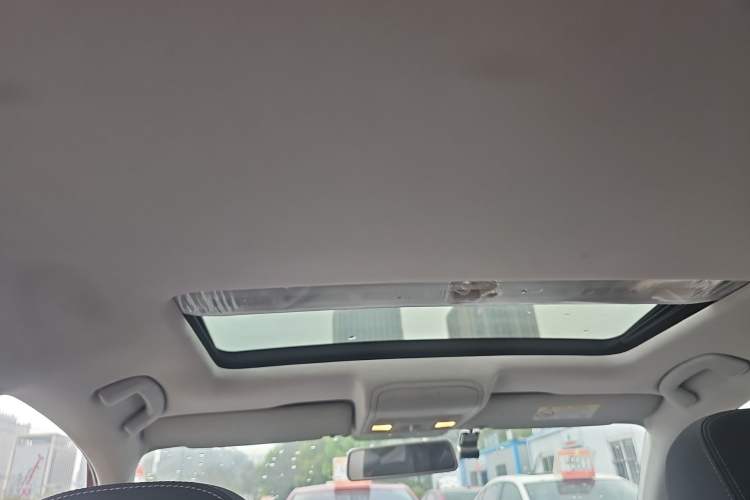 Used Volkswagen Bora 2018 1.5L Automatic Comfort Model Headliner