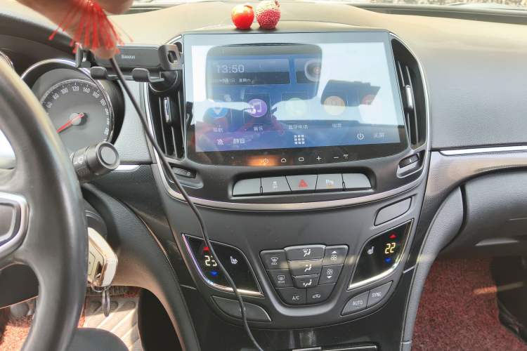 Used Buick Regal 2014 1.6T Fashionable Tech Edition
