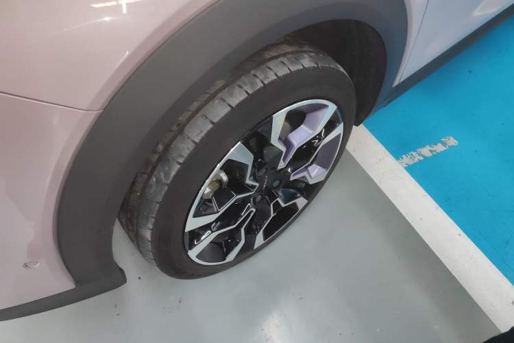 Used Lynk & Co 06 2021 1.5T Shero Pink Special Edition
