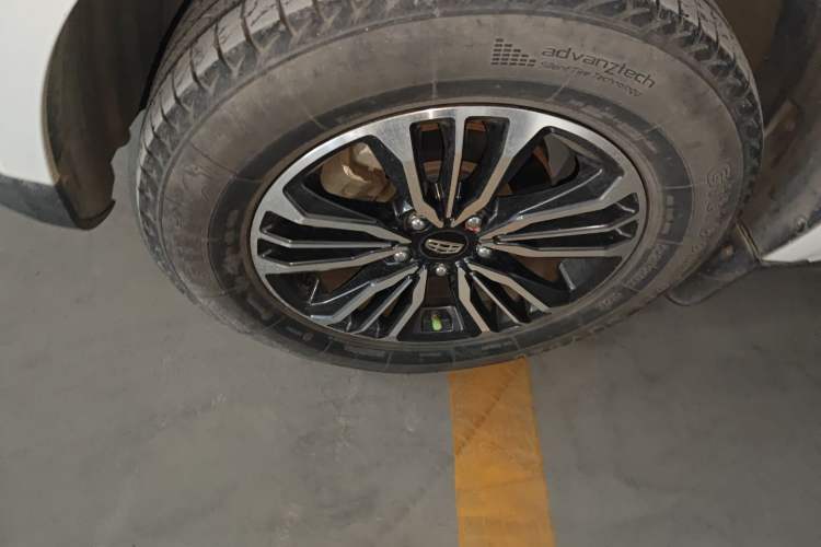 Used Geely Auto Vision X6 2016 1.8L Manual Luxury Model