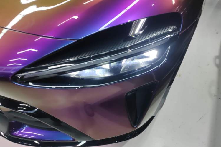 Used Xiaomi Auto YU7 2025 Ultra-Long Range High-Performance All-Wheel-Drive Max Edition
