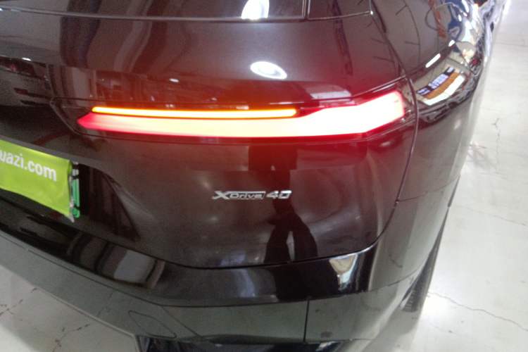 Used BMW iX 2022 xDrive40
