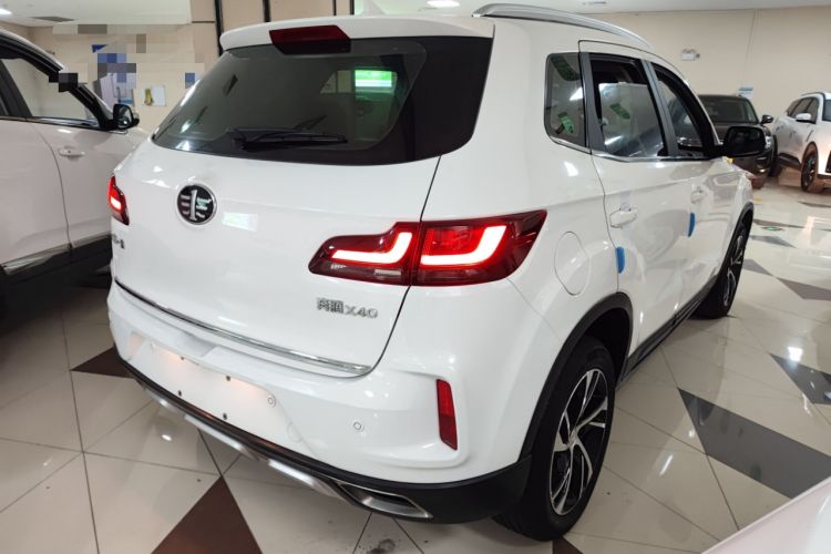 Used Bestune X40 2019 1.6L Automatic Luxury Edition China VI Rear Right 45 Deg