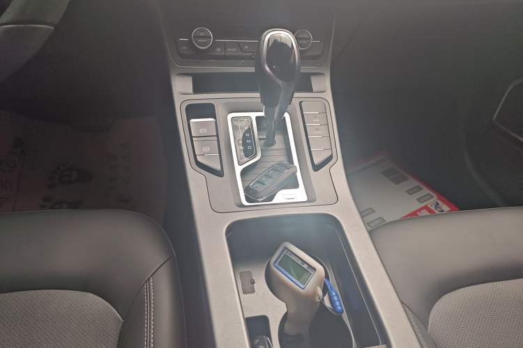 Used Geely Auto Emgrand GL 2021 UP 1.4T CVT Leading Edition
