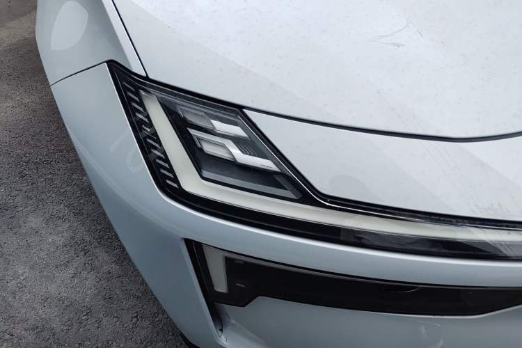 Used Polestar 4 2023 Single Motor Standard Range PLUS