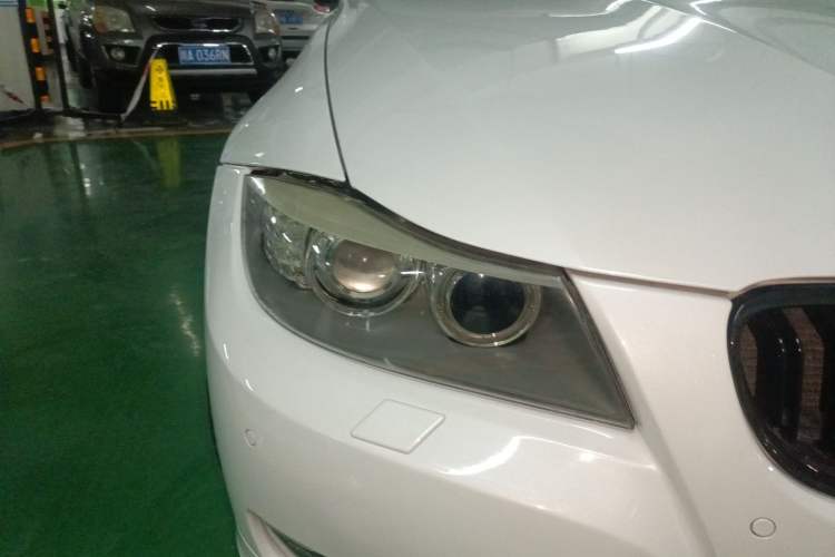 Used BMW 3 Series 2011 320i Luxury Edition
