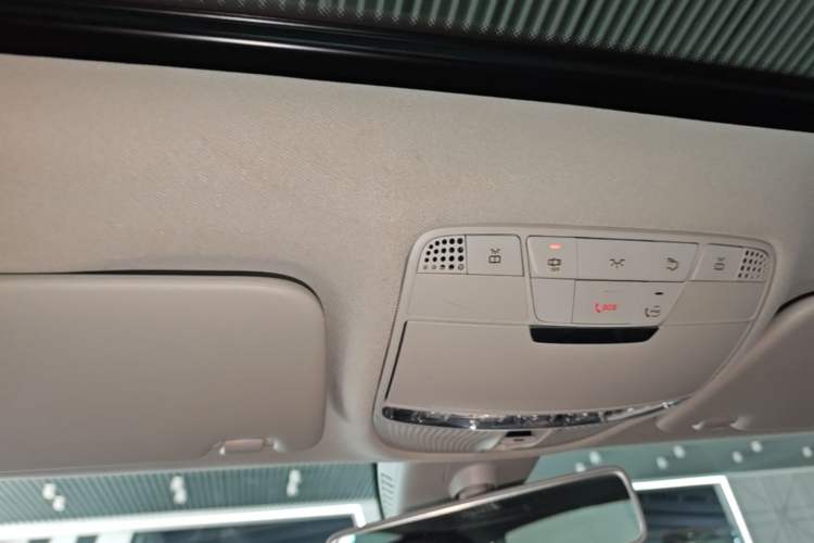 Used Mercedes-Benz C-Class 2020 Restyled C 200 L Fashion Edition Sport Version Headliner