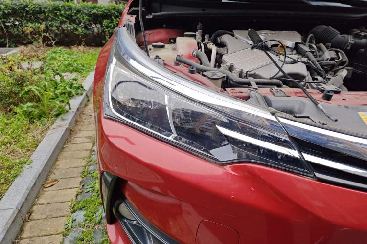 Used Toyota Corolla 2017 Revised Version 1.2T S-CVT GL-i
