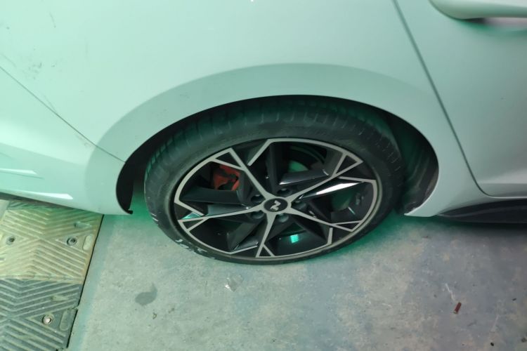 Used Hyundai Lafesta 2023 270T N Line DLX Luxury Edition Right Rear Wheel Hub