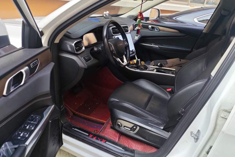 Used Lynk & Co 01 2019 2.0T Two-Wheel-Drive Pro Version China VI Standard
