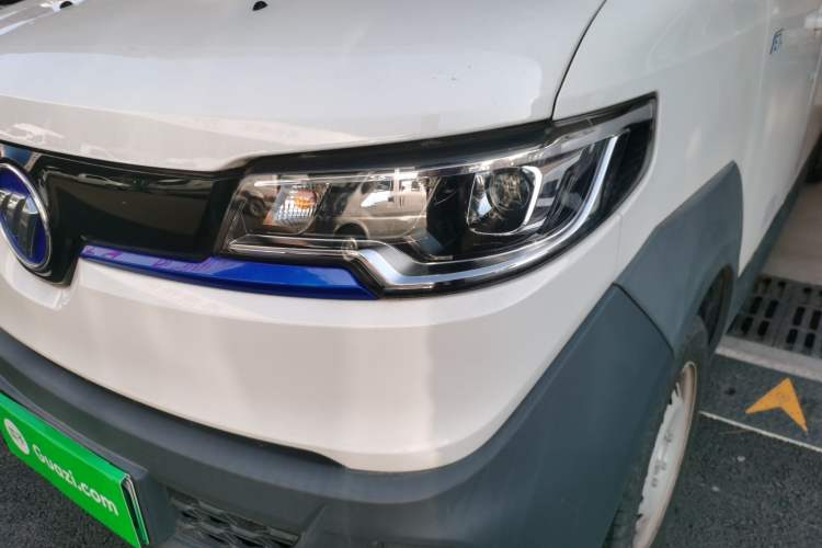 Used Foton Intelligent Blue Elf E7 2024 All-Electric Van Flat Roof 2 Seats CATL 46.36 kWh
