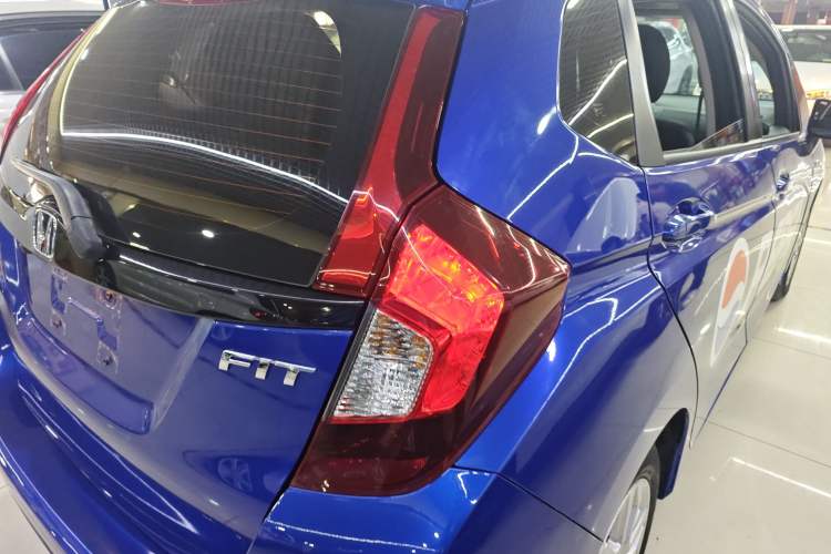 Used Honda Fit 2018 1.5L CVT Comfort Sunroof Version
