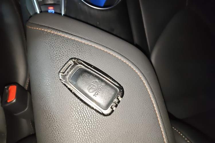 Used Toyota Camry 2021 2.5G Luxury Edition
