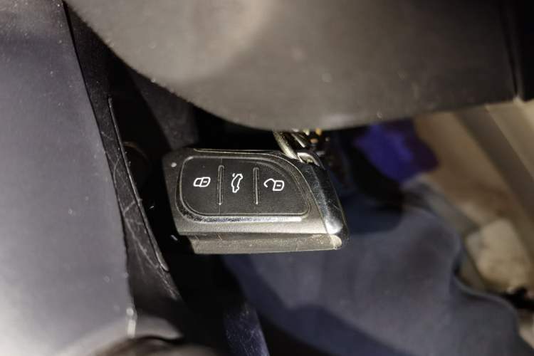 Used Mitsubishi Lancer EX 2011 Fashion Edition 1.8L Manual Smart Type Interior 1