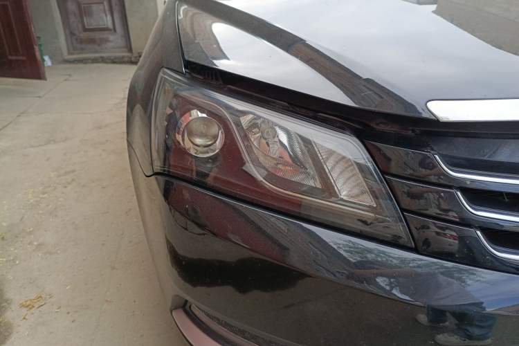 Used Geely Auto Emgrand 2016 Sedan 1.5L Manual Upward Edition Right Front Headlight