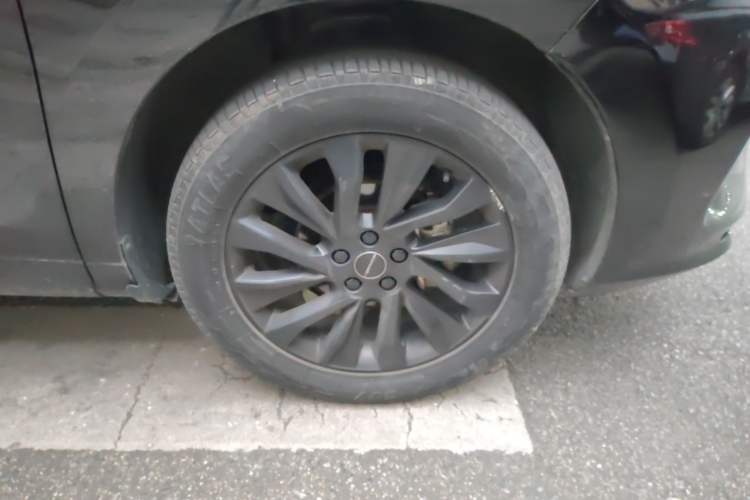 Used FORTHING T5 EVO 2021 1.5TD DCT Diamond Edition