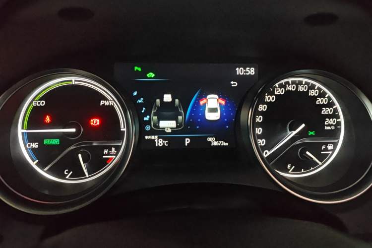 Used Toyota Camry 2019 Dual-Engine 2.5 HG Luxury Edition China VI Standard
